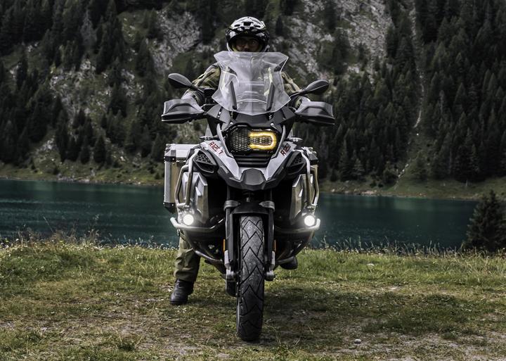 Road Trip à moto en Suisse