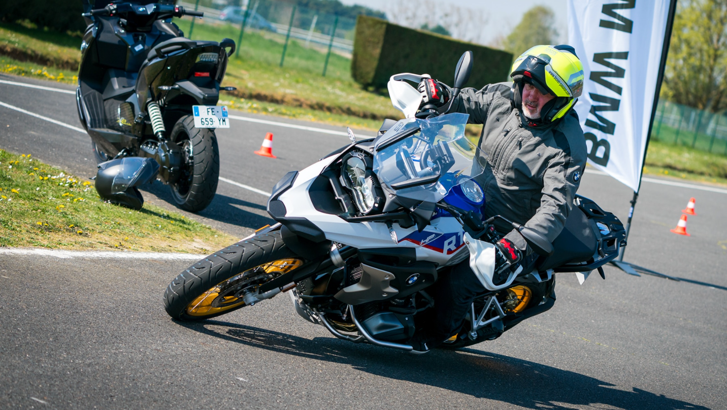 advanced training courses in motorbike riding