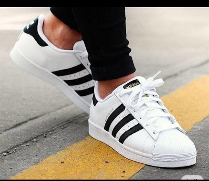 Championes Adidas Clásicas