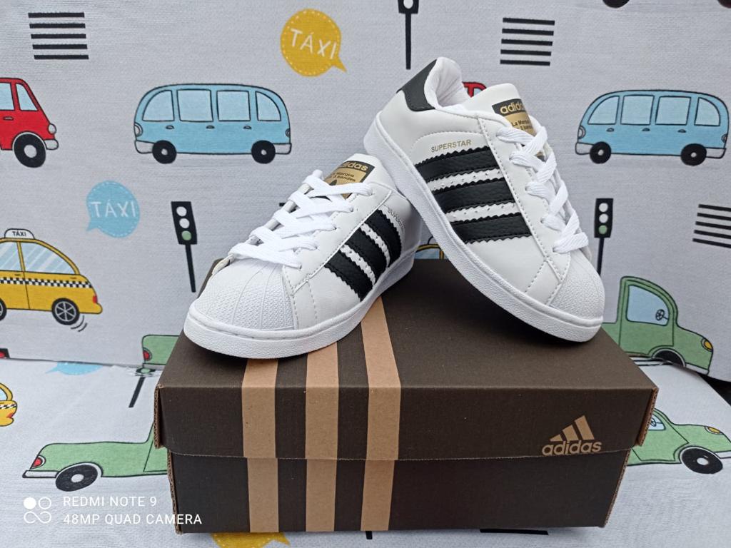 Championes Adidas Superstar Clásica Infantil