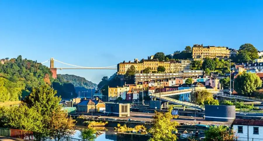 IT Support in Bristol – How To Find A Reliable IT Support Provider?