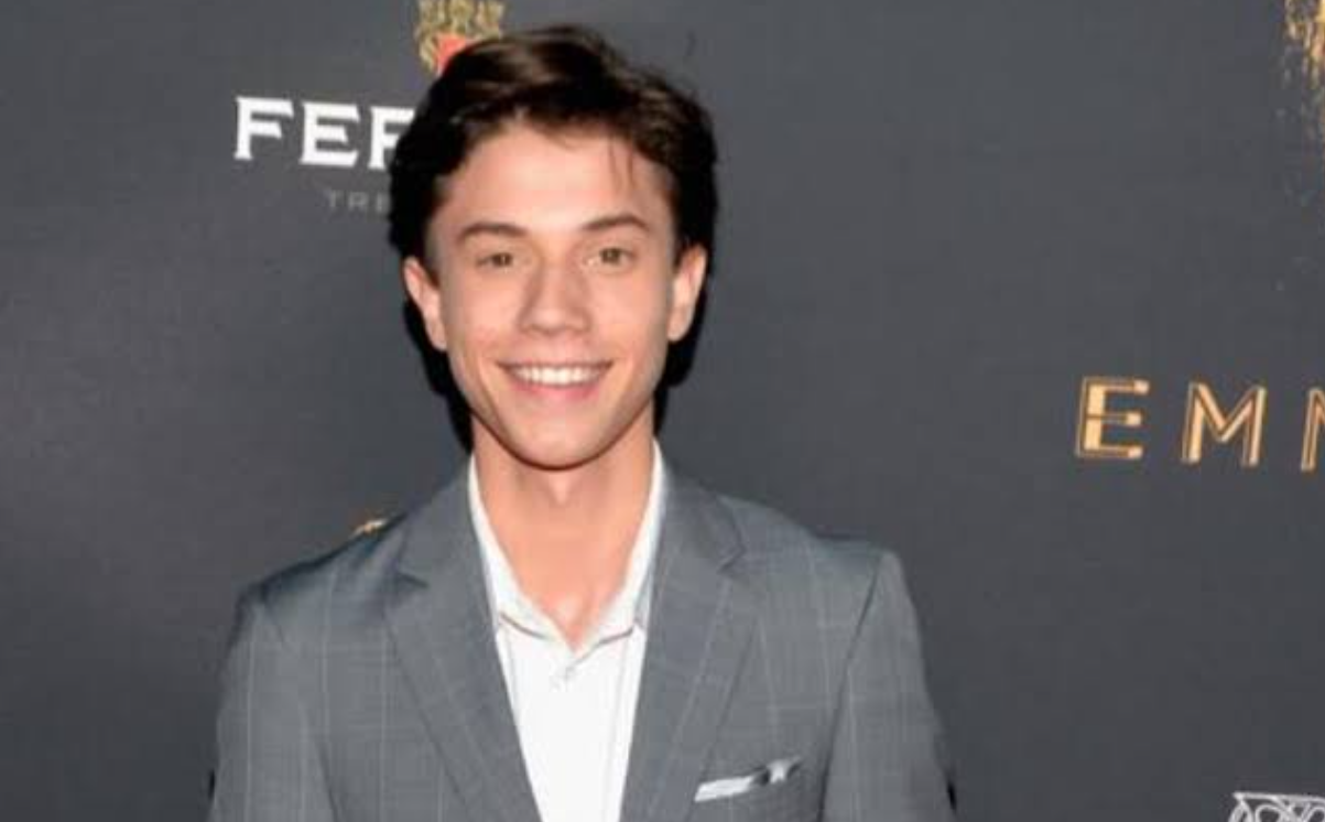 Anthony Turpel Wiki young actor portrait showing rising Hollywood star