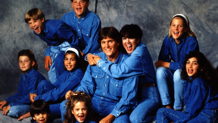 Cassandra Jenner family background image showing her connection to the Jenner family and siblings