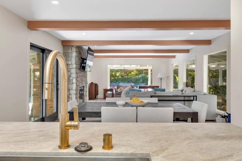 Interior, final walkthrough perspective