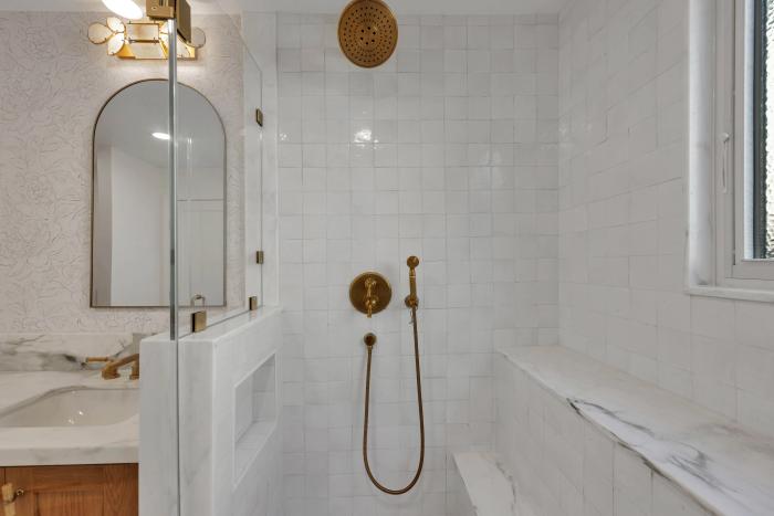 San Carlos master bathroom detail