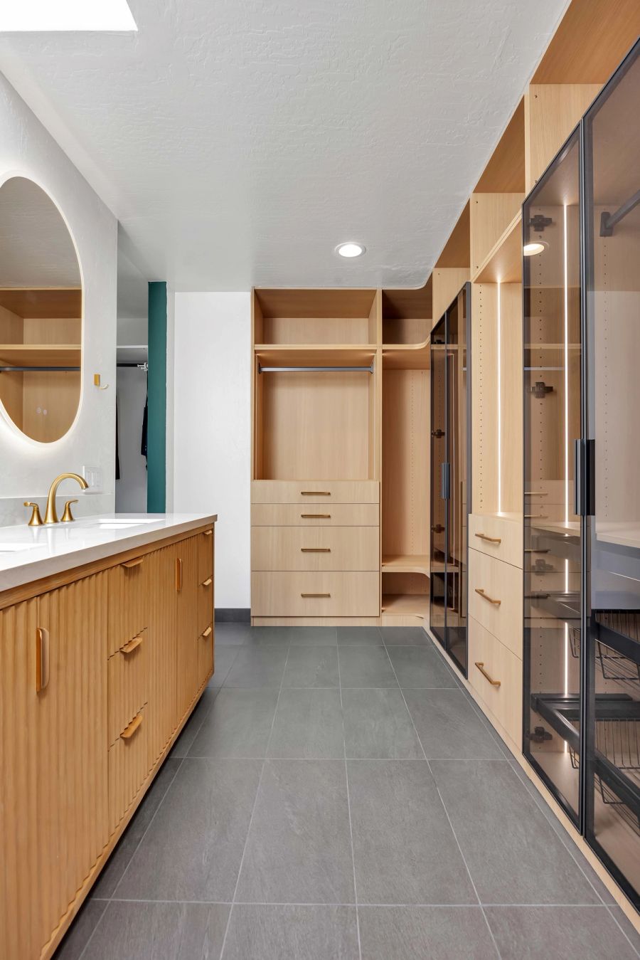 San Francisco master suite — bath and closet in one frame