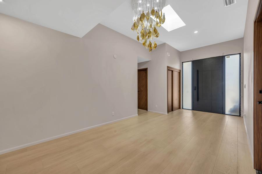 Fremont new construction entry foyer