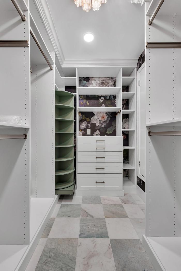 San Carlos master bathroom detail