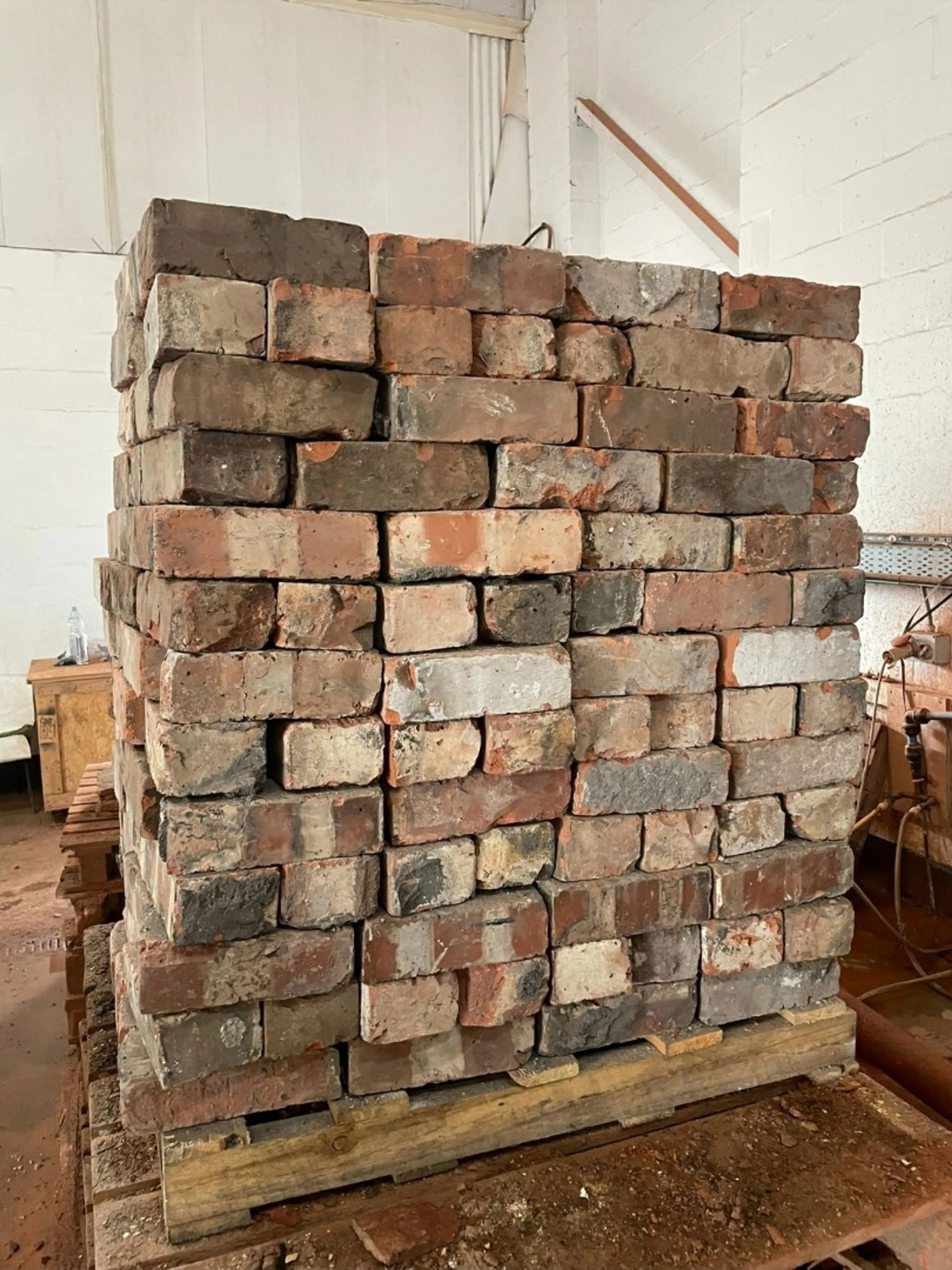 Reclaimed Full Brick