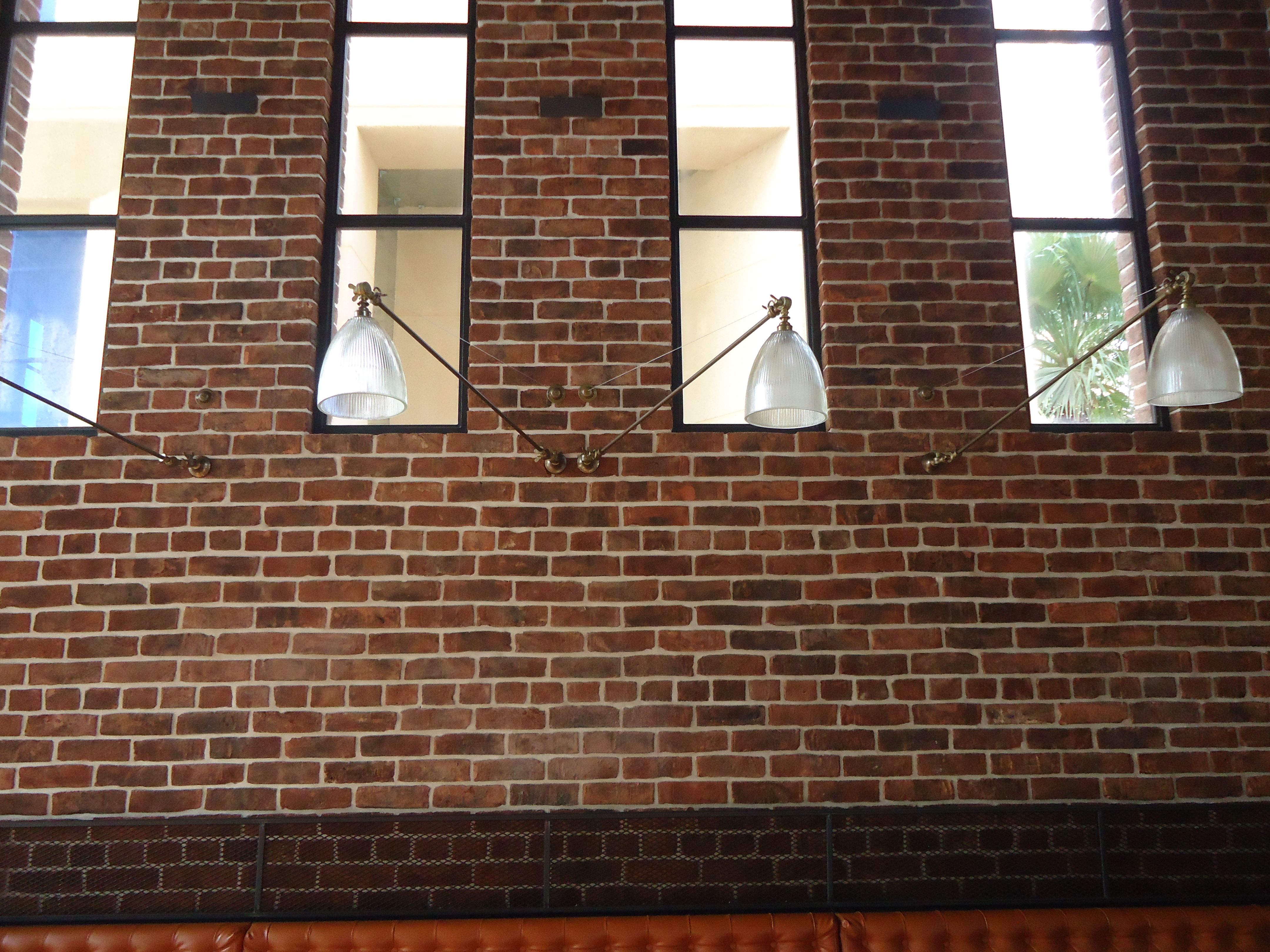 Fatto Pizzeria - Urban Reclaimed Bricks - Bahrain