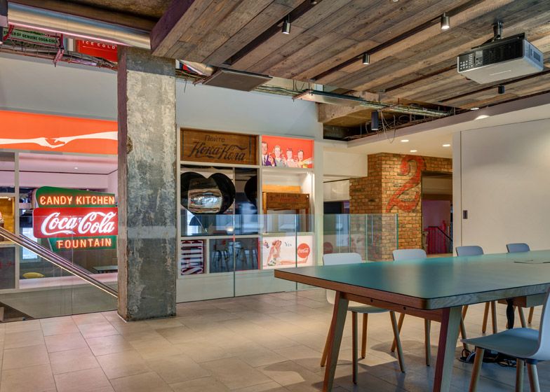 Coca Cola HQ - Genuine Reclaimed Barnstock Bricks - London - UK