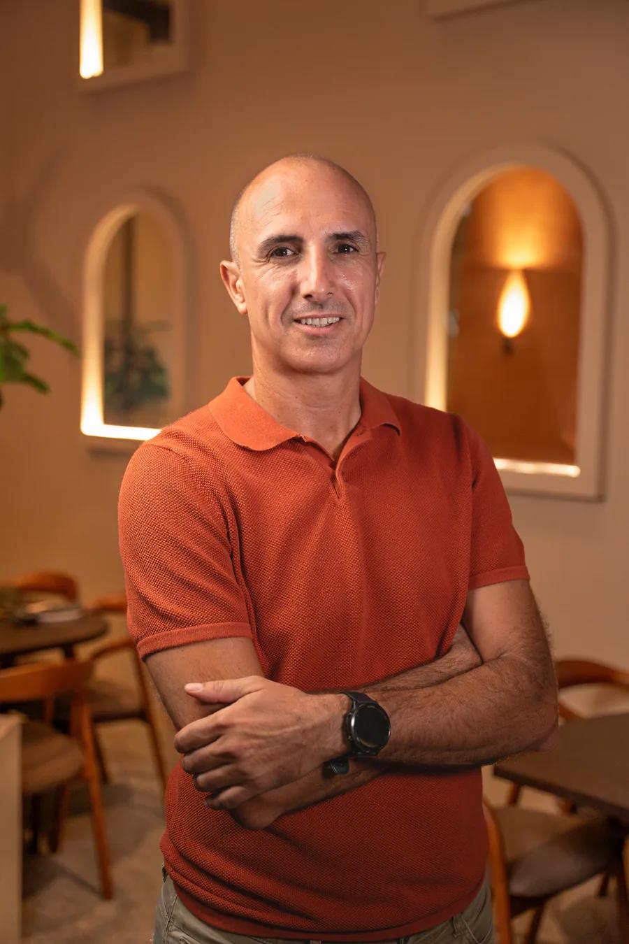 José Alonso, Founder