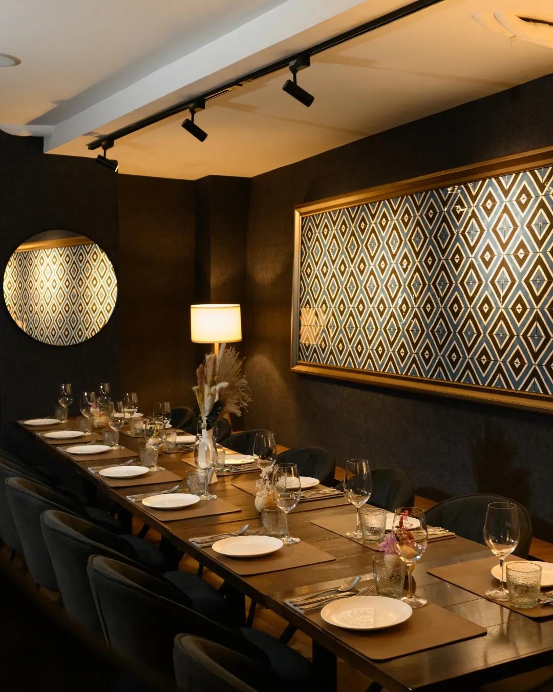 Cenzo dining space