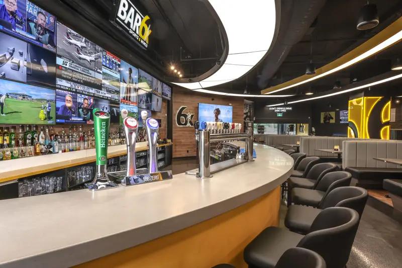 Bar 6ix photo 3