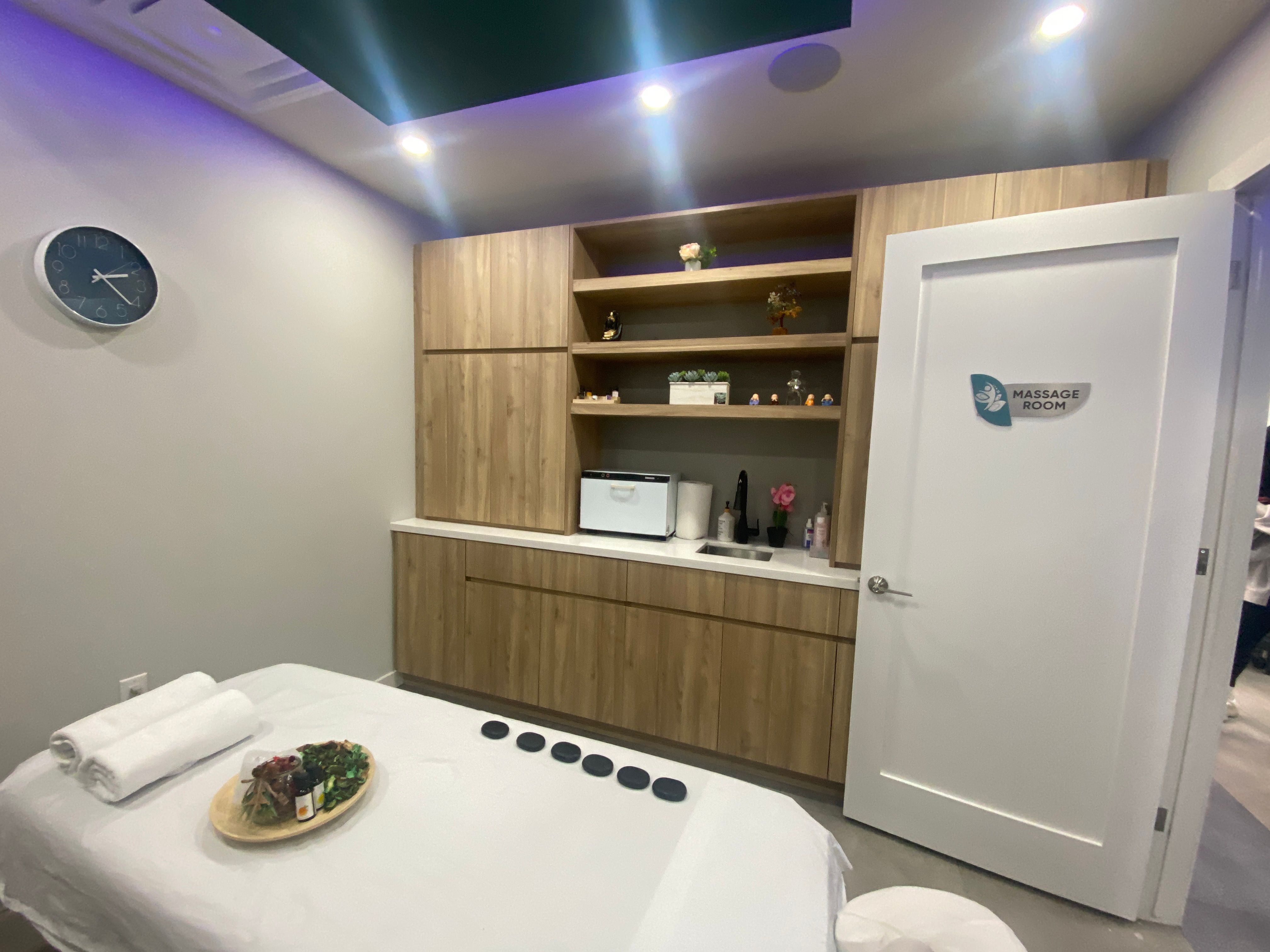 Divine Life Physio & Rehab Clinic photo 4
