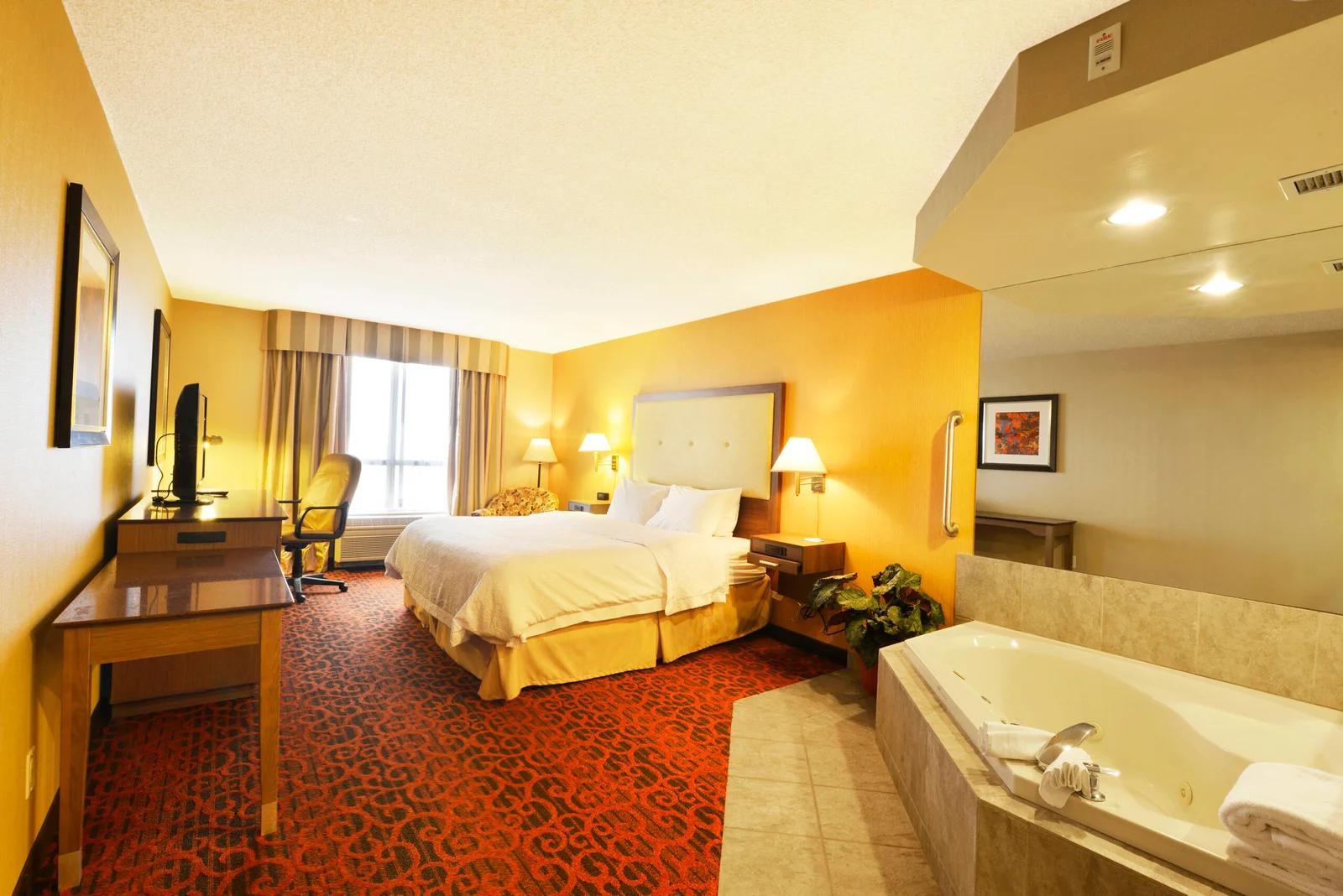 Hampton Inn by Hilton photo 5