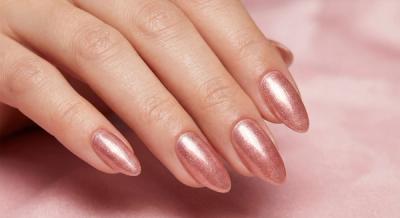 Rose gold gel nail set