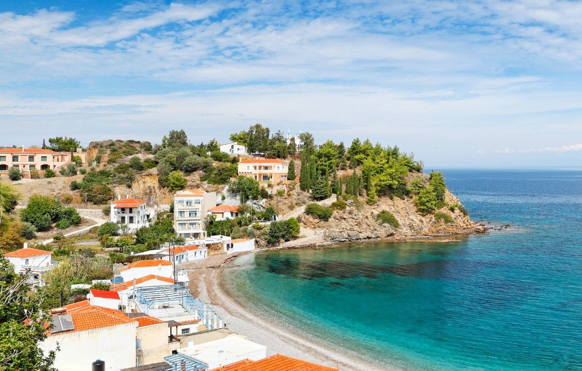 The Mastic & Aromatic Aegean Yacht Charter Itinerary