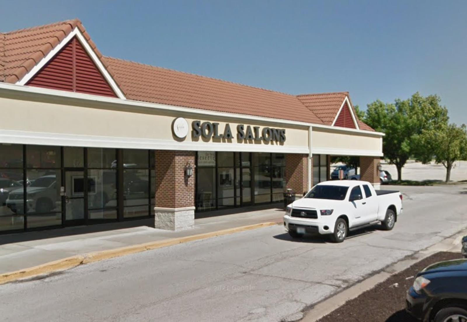 How to find Hello Sugar Overland Park | Oak Park