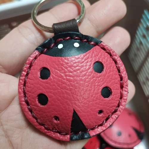 พวงกุญแจเต่าทองหนังแท้แฮนด์เมด ดีไซน์สีสันสดใสสำหรับห้อยกระเป๋าและกุญแจรถ - 01