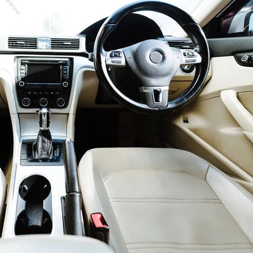 คุณสมบัติเบาะหนัง PVC ที่นิยมใช้ในรถยนต์หรู