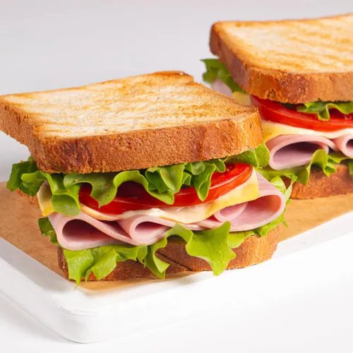 แซนวิชแฮมชีสผักสดน่ารับประทาน