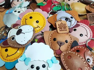 ภาพปกของบทความ พวงกุญแจ ของฝากเล็กๆ ที่เต็มไปด้วยความหมาย