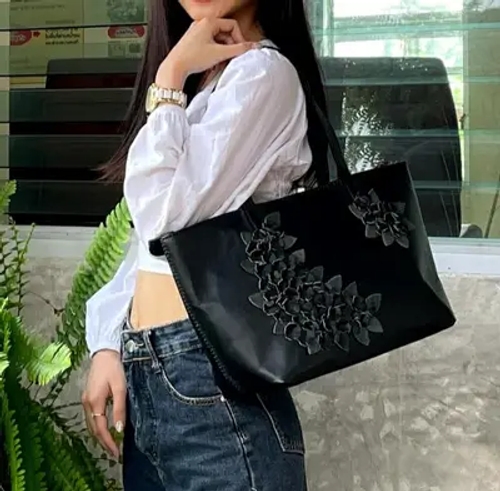 การดูแลกระเป๋าสะพายไหล่ช่วยให้คงความสวยงาม