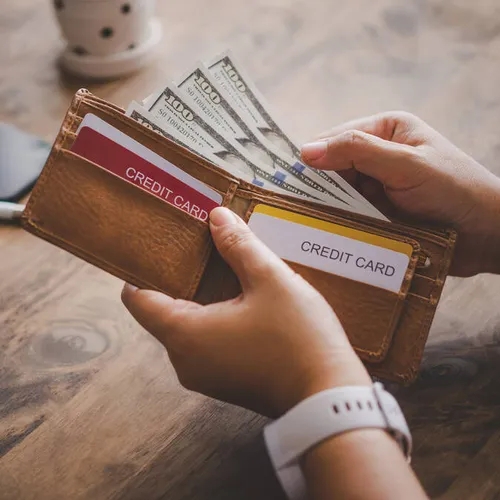 การใช้จ่ายเพื่อสนับสนุนสินค้าแบรนด์ไทย คือการช่วยขับเคลื่อนเศรษฐกิจ