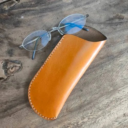 ซองหนังใส่แว่นตาสีน้ำตาลเข้มสไตล์วินเทจ ผลิตจากหนังแท้คุณภาพสูงสำหรับพกพา - 04