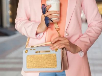 ภาพปกของบทความ คุณชอบกระเป๋าทรงไหนเมื่อไปเที่ยว? ค้นพบตัวเลือกที่ใช่สำหรับการเดินทางของคุณ!