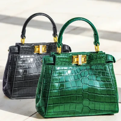 ภาพปกของบทความ กระเป๋าหนังจระเข้ทำความสะอาดยังไง