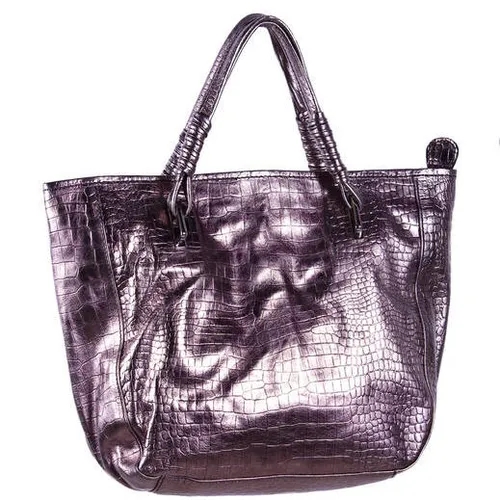 กระเป๋าหนัง PU สีม่วงลายจระเข้ที่ต้องดูแลอย่างถูกวิธีเมื่อเปียกน้ำ