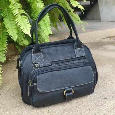 ภาพปกของบทความ เปิดโลกแฟชั่น: กระเป๋าสีดำ คลาสสิกที่ไม่มีวันหมดอายุ