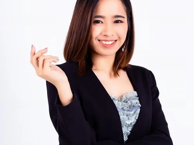 ภาพปกของบทความ สาวออฟฟิศสไตล์คุณหนู: ลักษณะและความเป็นมาที่น่าสนใจ