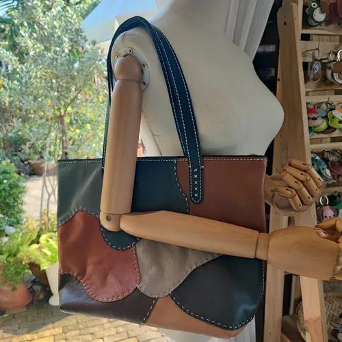 ภาพปกของบทความ การเลือกใช้กระเป๋าอย่างไร ไม่ปวดไหล่