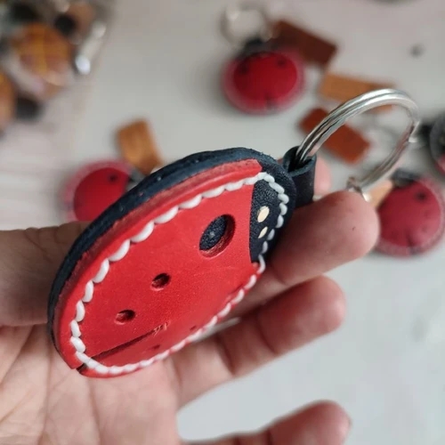 พวงกุญแจเต่าทองหนังแท้แฮนด์เมด ดีไซน์สีสันสดใสสำหรับห้อยกระเป๋าและกุญแจรถ - 05