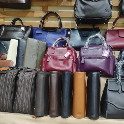 ภาพปกของบทความ ช้อปกระเป๋าออนไลน์อย่างไรให้ได้สไตล์และความปลอดภัย