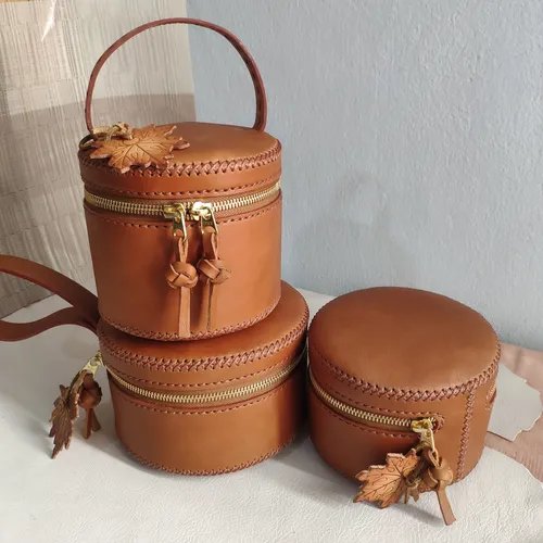 ภาพปกของบทความ ทำไมกระเป๋าหนังถึงขึ้นรา? เปิดเผยสาเหตุที่คุณอาจไม่เคยรู้!