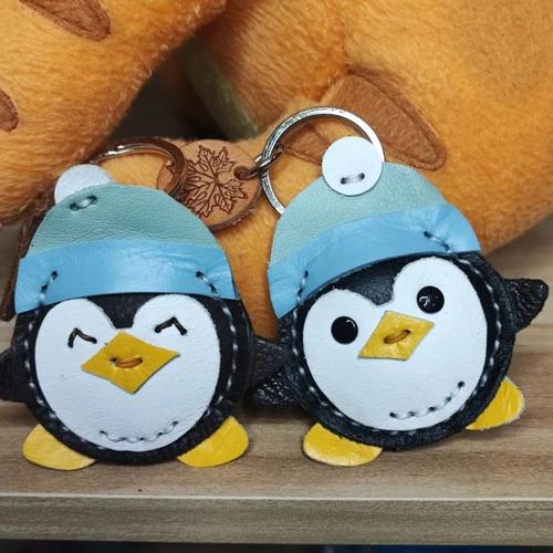พวงกุญแจเพนกวินหนังแท้ งานแฮนด์เมด สีดำขาว ห้อยกระเป๋าและกุญแจ