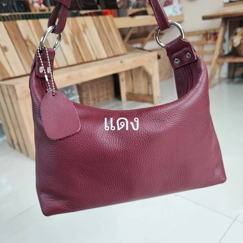 กระเป๋าถือหนังแท้สีพื้น ดีไซน์เรียบหรู ผลิตจากหนังชามัวร์นุ่มพิเศษ ขนาดพกพา - 02