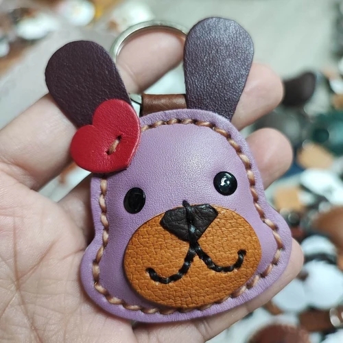 พวงกุญแจหนังแท้รูปกระต่าย งานแฮนด์เมดเย็บมือ สำหรับห้อยกระเป๋าและกุญแจรถ - 02