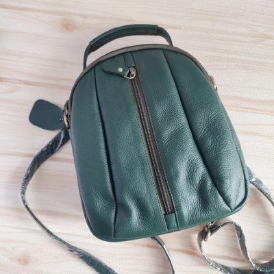 กระเป๋าเป้หนัง