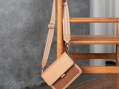 ภาพปกของบทความ วิธีการกำจัดกลิ่นหนัง PU