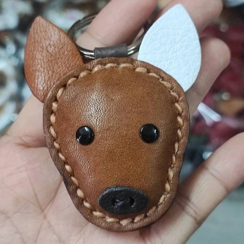พวงกุญแจสุนัขหนังแท้แฮนด์เมด รูปหมาไทยและบลูเทอเรีย งานฝีมือเย็บประณีตสีน้ำตาลและขาวด่าง - 10
