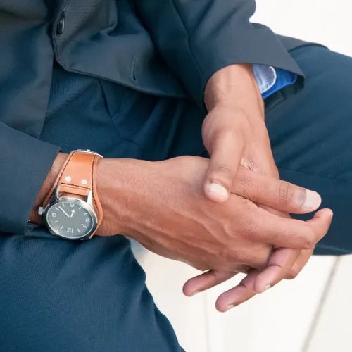 การแต่งกายที่เหมาะสมกับโอกาสช่วยสร้างความประทับใจที่ดีในเดทแรก