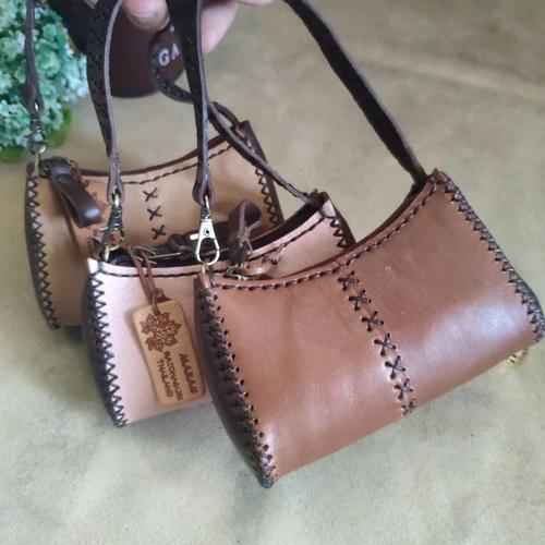 กระเป๋าใส่เหรียญหนังแท้ สีน้ำตาล งานแฮนด์เมด ใบเล็กใส่บัตร ATM ได้