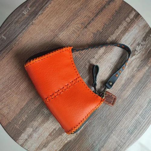 กระเป๋าใส่เหรียญหนังแท้ สีน้ำตาล งานแฮนด์เมด ใบเล็กใส่บัตร ATM ได้ - 05