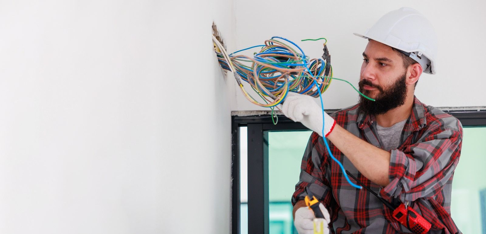 What Is the White Wire in Electrical Wiring? Understanding Its Role and Safety Tips