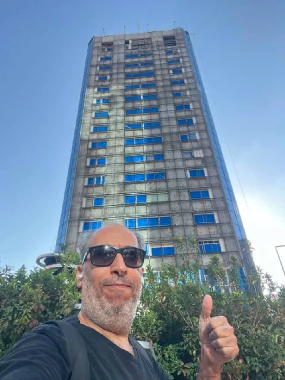 אתמול מוקדם בבוקר, הלכתי מהר לעבודה והרגשתי אש באמת שלא זוכר, מתי בפעם האחרונה, 